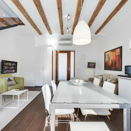 Fine Apartmán Lublaň